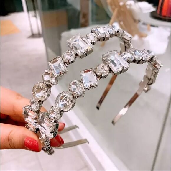 Stunning Luxury Crystal Headbands  - Picture 4 of 5